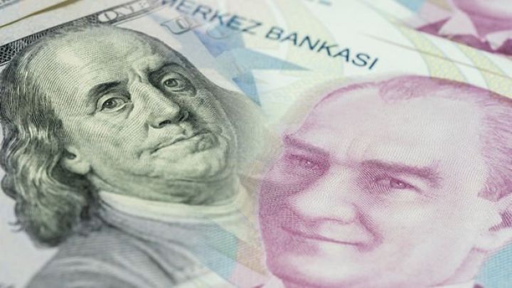 Yenidən ABŞ dollarının 18 Türk lirəsini keçəcəyi proqnozlaşdırılır