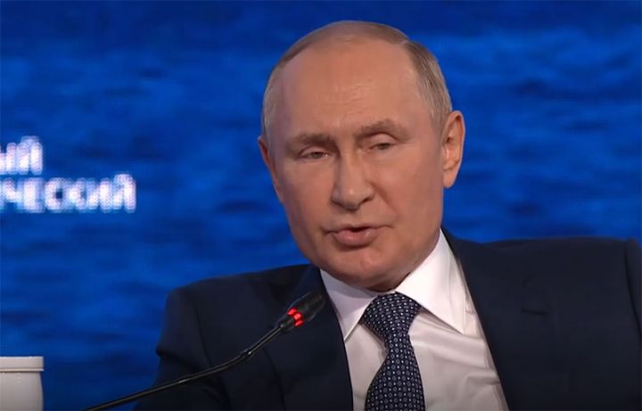 Putin: Dünyada ərzaq qiymətləri Rusiyadan malların ixracı ilə bağlı problemlər səbəbindən qalxır