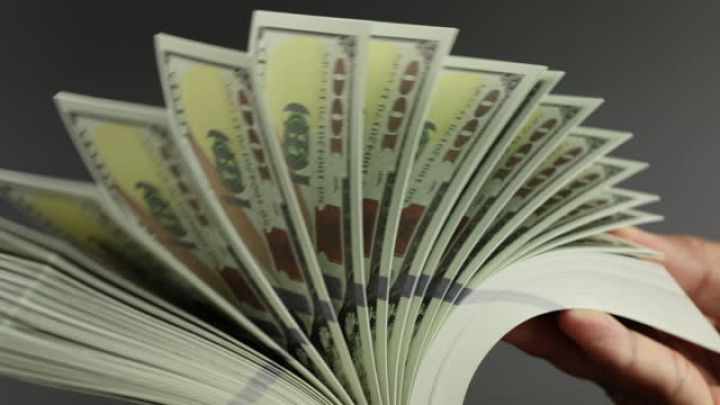 Dövlət Neft Fondu ilk 5 ayda neft və qaz üzrə 4 milyard dollara yaxın gəlir əldə edib