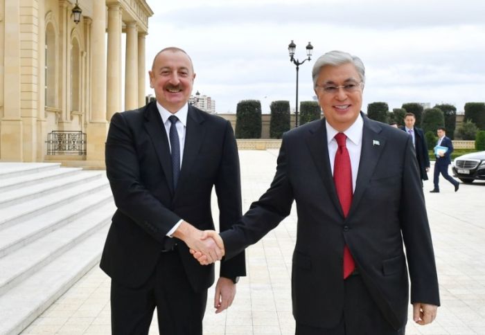 İlham Əliyev Qazaxıstan Prezidenti  ilə görüşüb