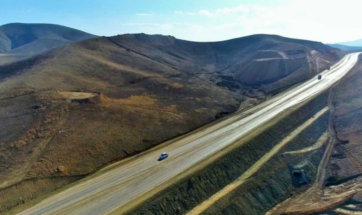 Ağdam-Füzuli avtomobil yolunun inşası sürətlə davam edir - VİDEO