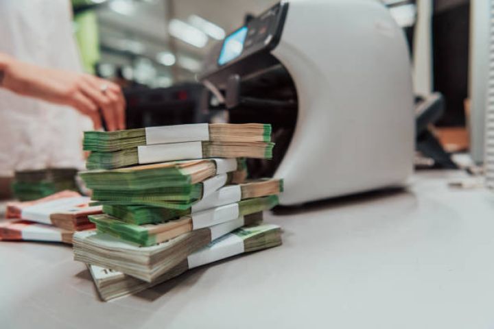 Azərbaycan banklarının illik xalis qazancı açıqlandı
