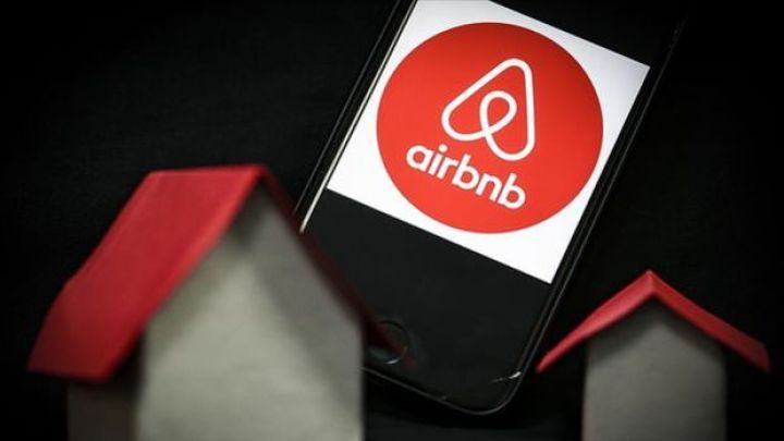 Airbnb səhmlərində rekord ucuzlaşma