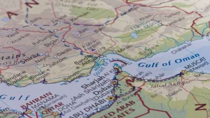 İran: Hörmüz boğazı 2 həftə açıq olacaq