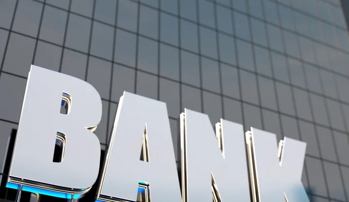 18 bank xalis mənfəət, 1 bank xalis zərər açıqladı - SİYAHI