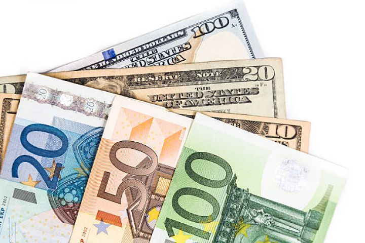 Rəsmi məzənnələr açıqlandı