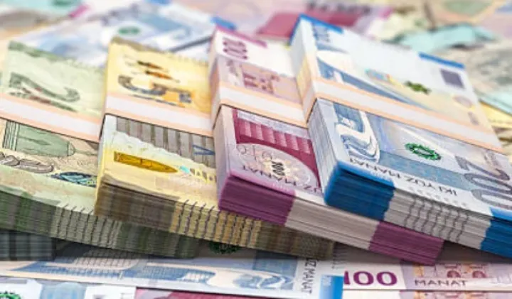 Dövlət büdcəsində 2 milyard 404 milyon manat artıqlıq yaranıb