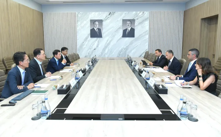 Azərbaycanda “Samsung”un Regional Əməliyyat və Rəqəmsal Mərkəzinin yaradılması müzakirə edildi