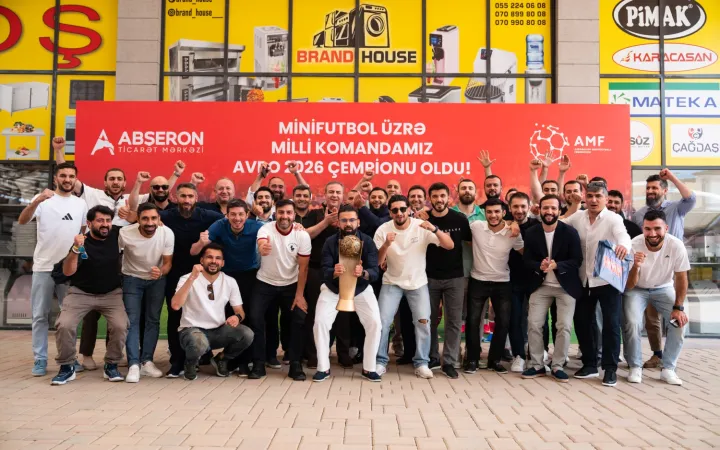 İkiqat qitə çempionları sponsor və azarkeşləri ilə görüşüblər - FOTOLAR