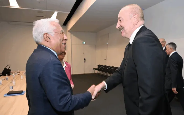 İlham Əliyevin Avropa İttifaqı Şurasının Prezidenti ilə təkbətək görüşü keçirilir