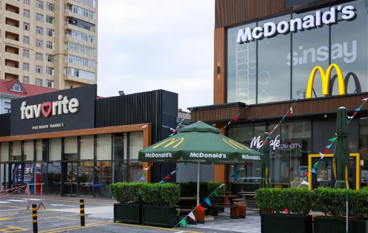 “McDonald’s Azərbaycan” Badamdar qəsəbəsində yeni restoran açıb - FOTO