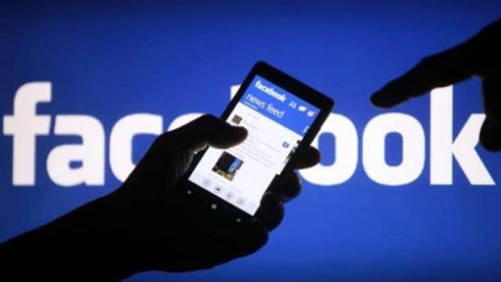 Azərbaycanda mobil cihazlarla Facebook-dan istifadə azalır
