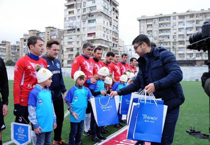 "AtaBank" uşaq evinin sakinlərinə futbol həyəcanı yaşatdı