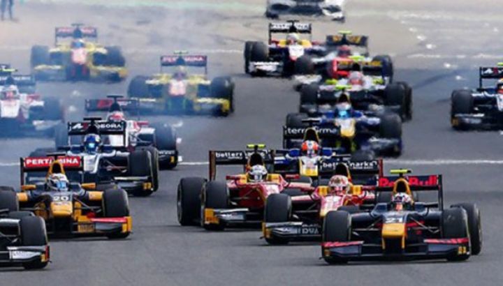 Bakıda Formula-2 yarışlarına start verilib