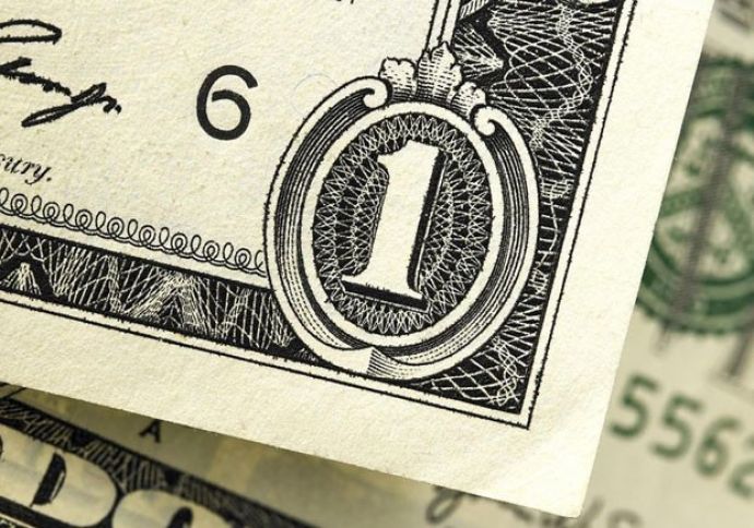 Dollar "vergi islahatı" gözləntiləri ilə bahalaşıb