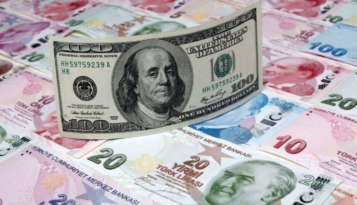Dollar 7 Türk Lirəsini də keçdi - YENİ REKORD