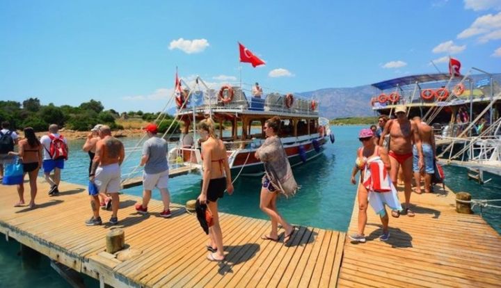 Türkiyə İyulda rekord sayda turist qəbul edib