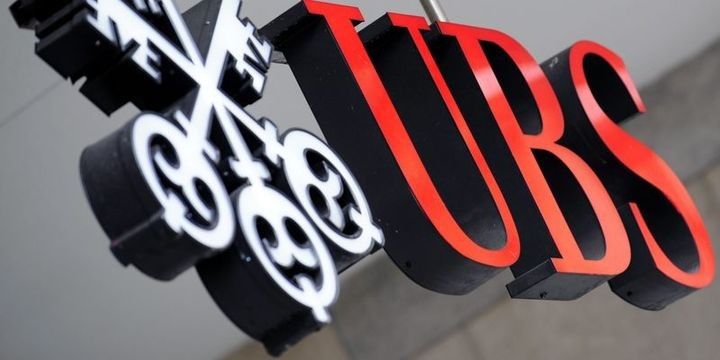 UBS: Dollar olması lazım olandan 10 faiz daha güclüdür