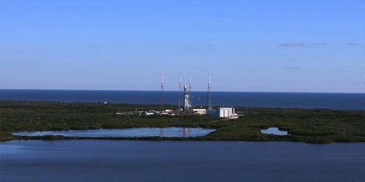 SpaceX kosmosa ilk hərbi peyki göndərdi - VİDEO