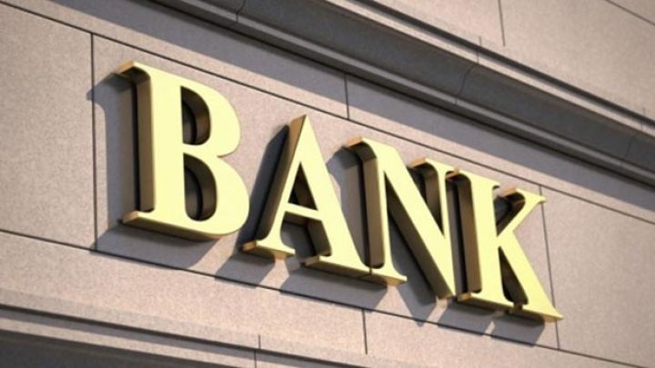 Bank sektorunun xalis zərəri kəskin azaldı