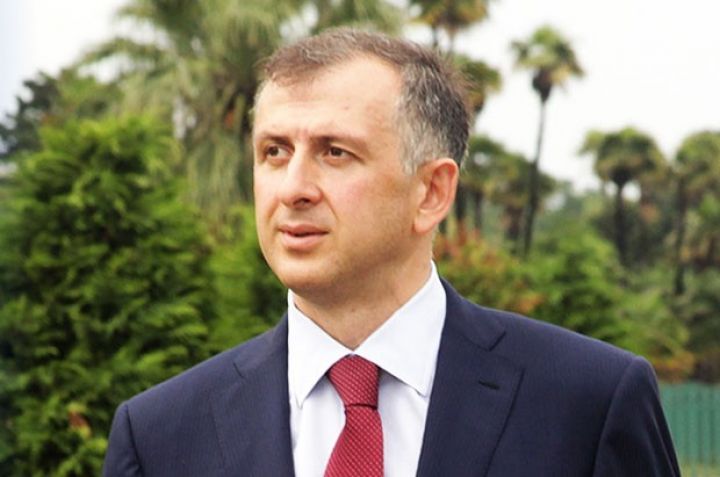 Gürcüstanda hökumət başçısı istefa verib