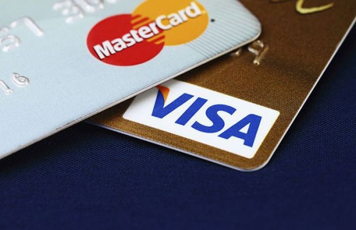 Azərbaycan bankı MasterCard və Visa-ya investisiya yatırıb