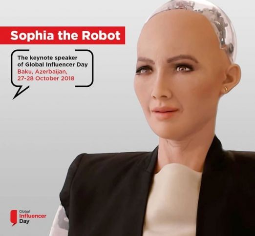 Məşhur robot Sophia Azərbaycanın milli geyimində Bakıda çıxış edəcək