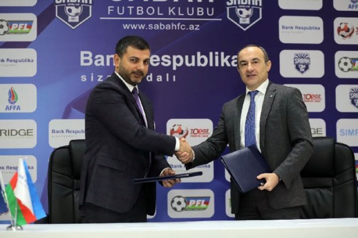 "Bank Respublika" futbol klubuna sponsor oldu - MÜQAVİLƏ İMZALANDI