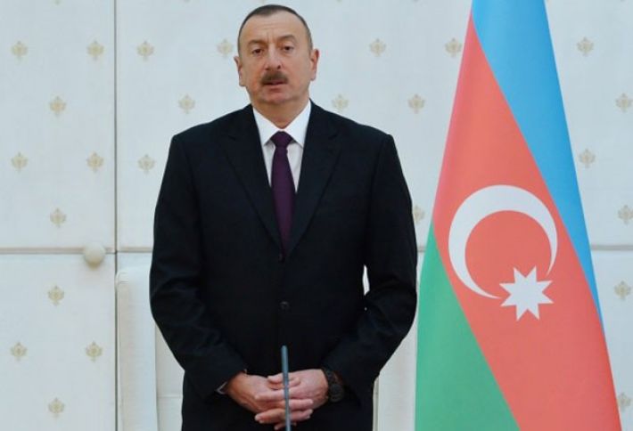 Prezident Azərbaycan xalqını 10 milyonuncu sakin münasibətilə təbrik etdi