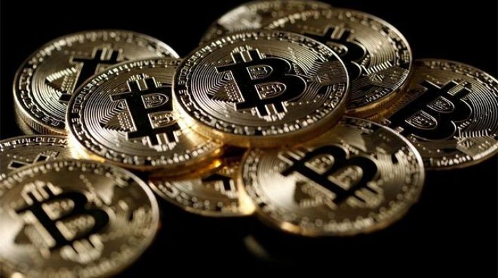 "Bitcoin-in qiyməti 7-10 ildə 1 milyon dolları keçə bilər"