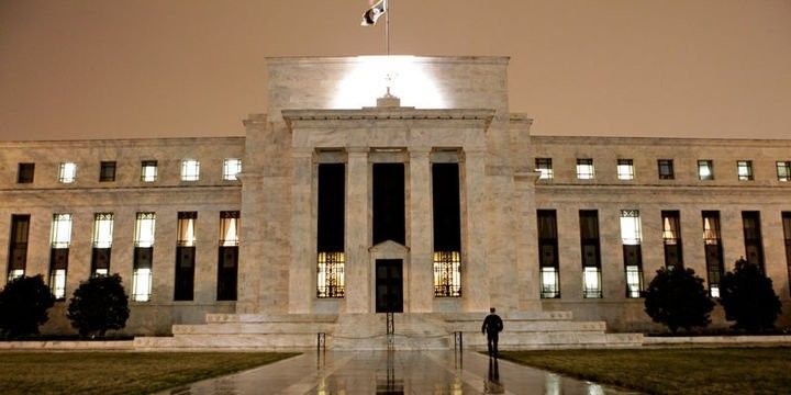Fed faiz endirimini iqtisadi artım və inflyasiya üçün sığorta olaraq görür