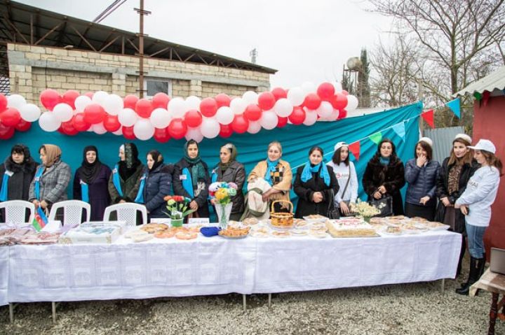 11 kənd qadını birləşib təndir evi yaradıblar - Kənd İnvestisiya Layihəsi 