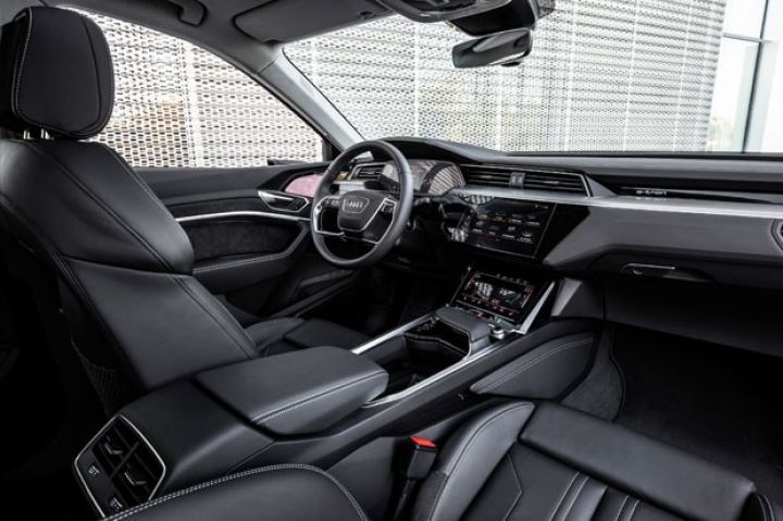 Audi 2025-də 800 minə yaxın elektrikli model satmaq niyyətindədir