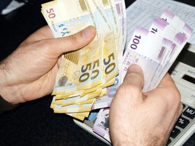 Bağlanan bankların əmanətçilərinə kompensasiya 99% ödənilib - 824 MİLYON MANAT