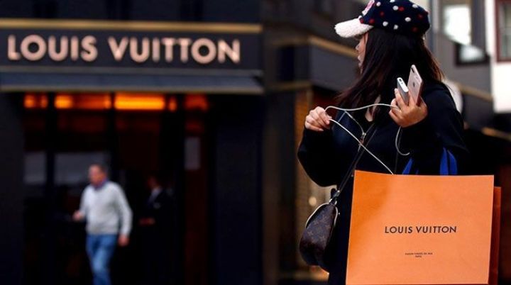 "Louis Vuitton" 1500 nəfərə məşğulluq təmin edəcək 