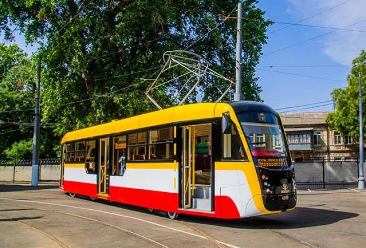 Bakıda tramvay və trolleybusların bərpası ilə bağlı müzakirələr aparılır