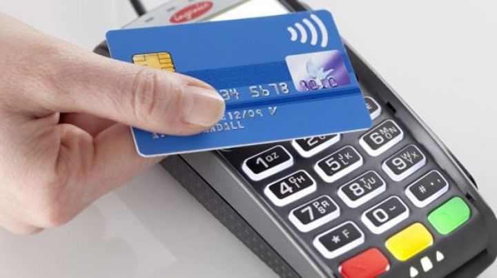 Azərbaycana gələn turistlər artsa da, kartlar ilə daha az xərcləyiblər