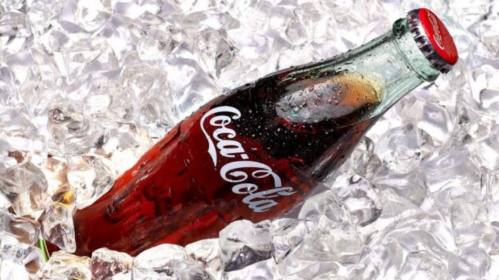 Coca-Cola-nın apreldə satışları kəskin azalıb