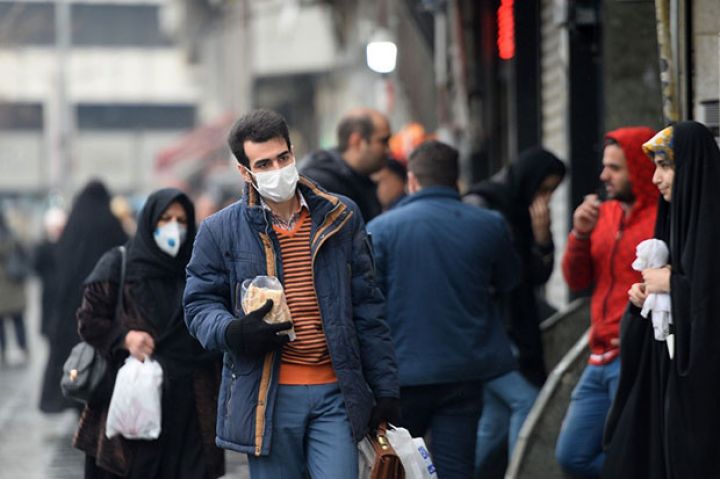 İranda koronavirusa yoluxanların sayı 100 mini ötdü