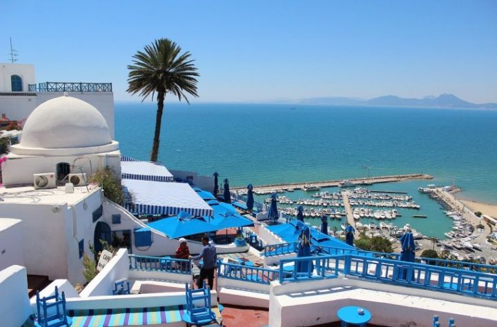 Tunisin turizm sektoru böhranla üzləşib
