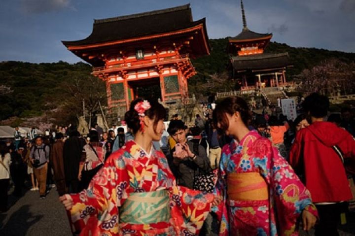 Yaponiyanın turizm sənayesinə 1,3 milyard dollar ziyan dəyə bilər
