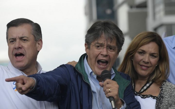 Ekvadorda prezident seçkilərində sabiq bankir qalib gəldi