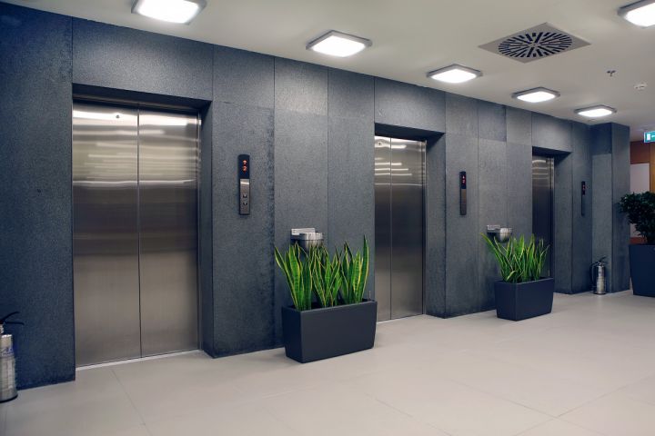 Binalarda liftlərə dair minimal tələblər müəyyənləşib - CƏDVƏL