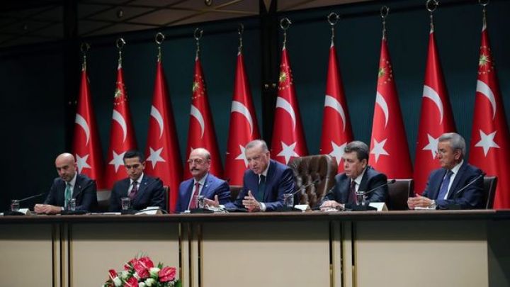 Türkiyədə minimum əməkhaqqı 50% artırılır - YENİ MƏBLƏĞ