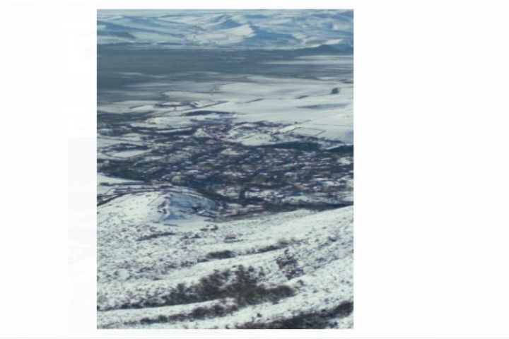 Azərbaycan Ordusunun Fərrux dağındakı mövqelərindən Pirlər kəndinin görüntüsü