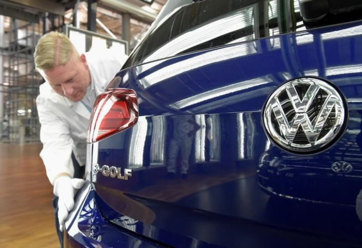 Volkswagen 2021-ci ildə satışlarının 8,1 faiz azaldığını bildirdi