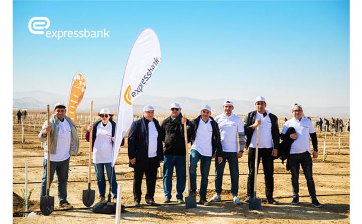 “Expressbank” əməkdaşları “Yaşıl Marafon2022” ağacəkmə aksiyasında iştirak ediblər!