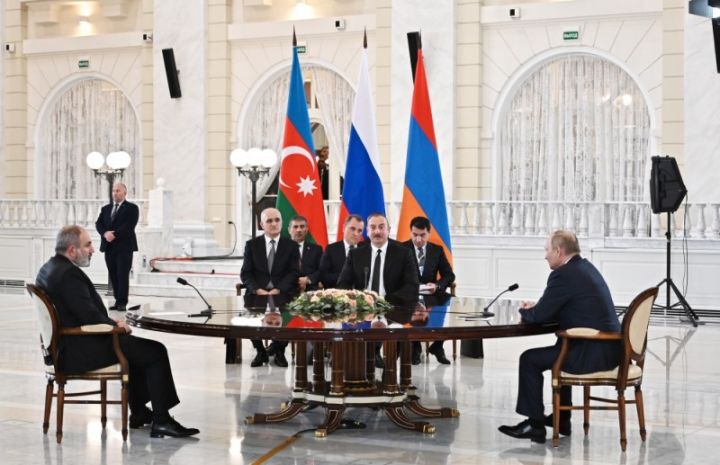Əliyev, Putin və Paşinyan Bəyanat imzalayıblar