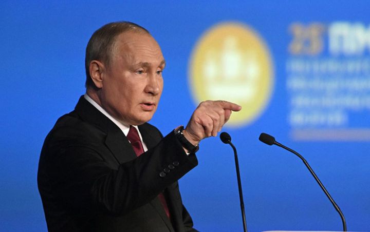 Putin: "Avropa biznesinin dünyadakı yerini Amerika şirkətləri tuta bilər"