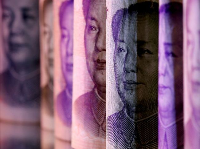 2020-ci ilin iyul ayından bəri ilk dəfə 1 dollar 7 yuana çatıb